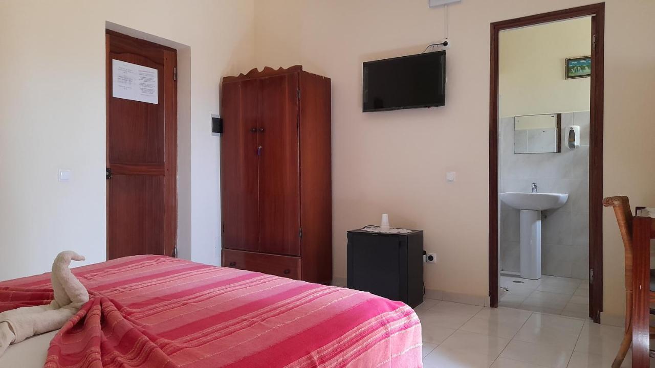 Residencial Rosa Criola Bed & Breakfast Sal Rei Eksteriør bilde