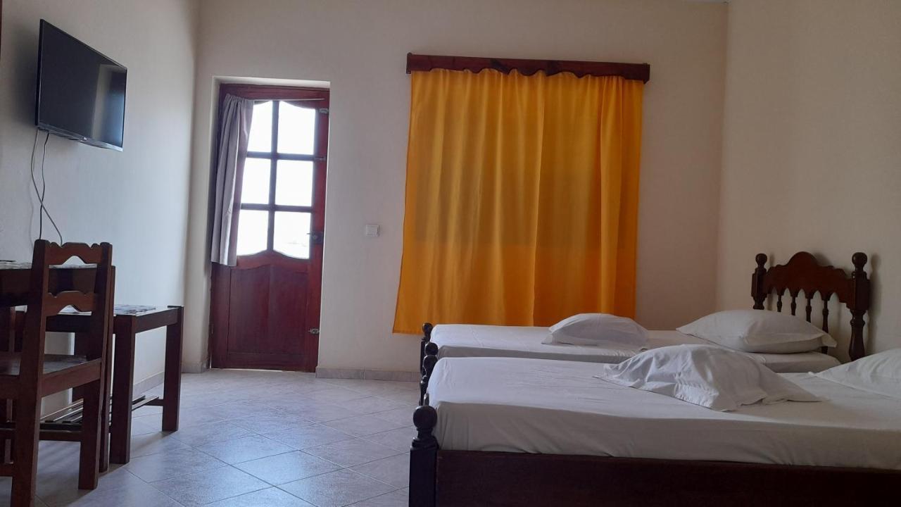 Residencial Rosa Criola Bed & Breakfast Sal Rei Eksteriør bilde