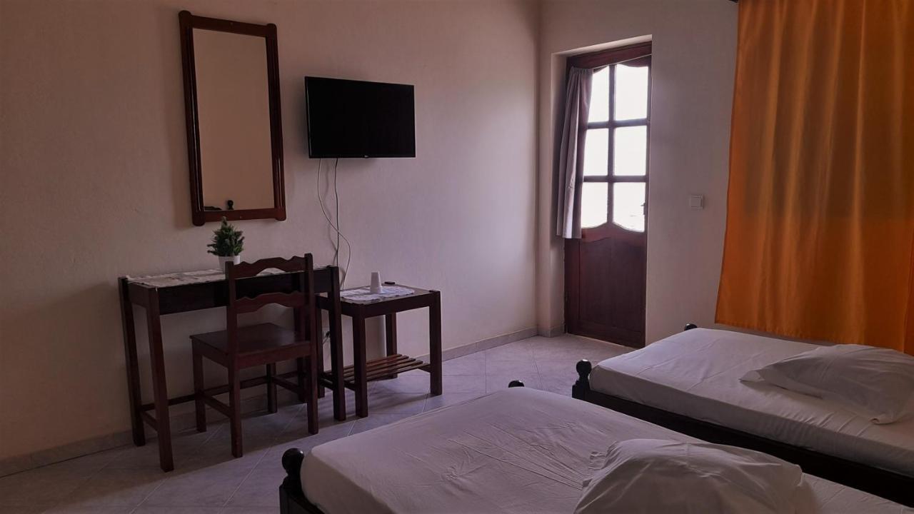 Residencial Rosa Criola Bed & Breakfast Sal Rei Eksteriør bilde